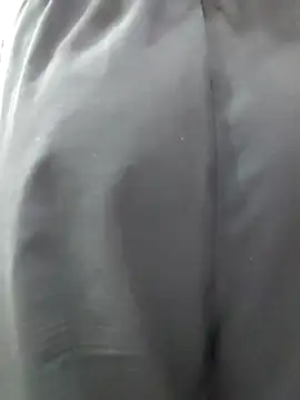 Snapshot of MohiniHott chatting on 10/04/25, 06:33 MohiniHott online show from 10/04/25, 06:33