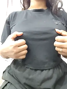 Snapshot of MohiniHott chatting on 10/20/25, 06:25 MohiniHott online show from 10/20/25, 06:25