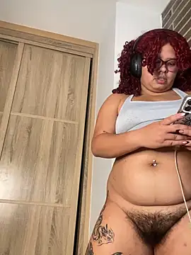 6nalanie online show from 11/30/25, 12:14