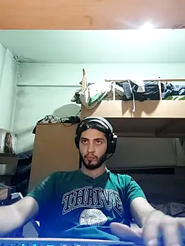 Snapshot of kleineid77 chatting on 11/09/25, 11:14 kleineid77 online show from 11/09/25, 11:14