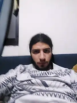 Snapshot of kleineid77 chatting on 11/15/25, 08:05 kleineid77 online show from 11/15/25, 08:05