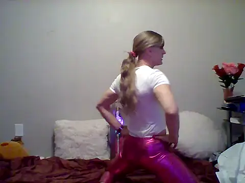 JessicaFitney online show from 01/25/25, 02:04