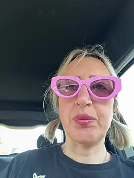 Snapshot of casalinga88 chatting on 03/16/25, 11:49 casalinga88 online show from 03/16/25, 11:49