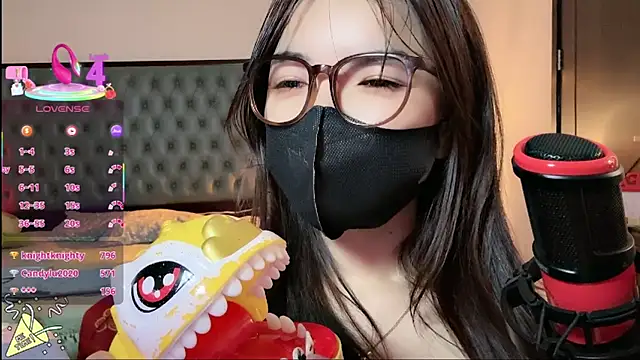 Berrysweet 68 online show from 10/10/25, 06:40