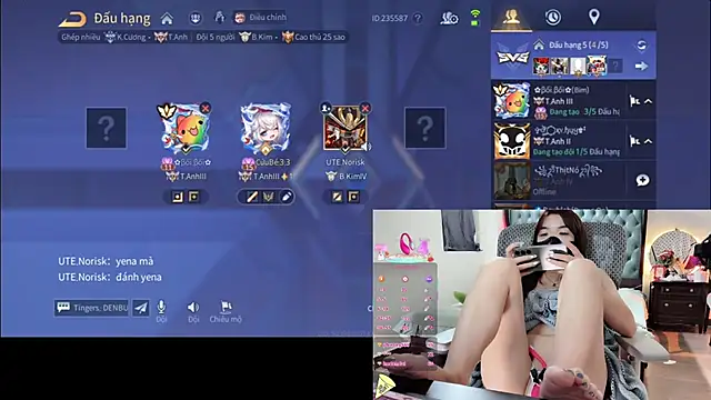 Berrysweet 68 online show from 10/15/25, 06:24