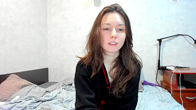 Adela Vetta online show from 02/08/25, 07:59