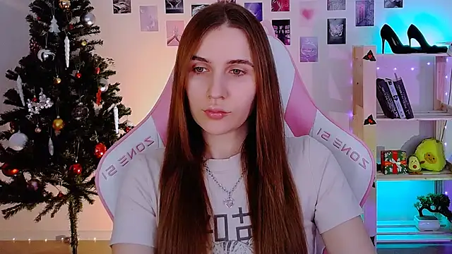 AliceCharmy online show from 12/18/24, 12:18