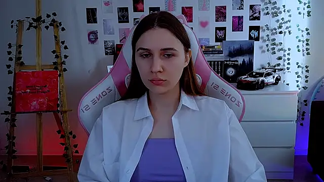 AliceCharmy online show from 10/12/25, 06:23