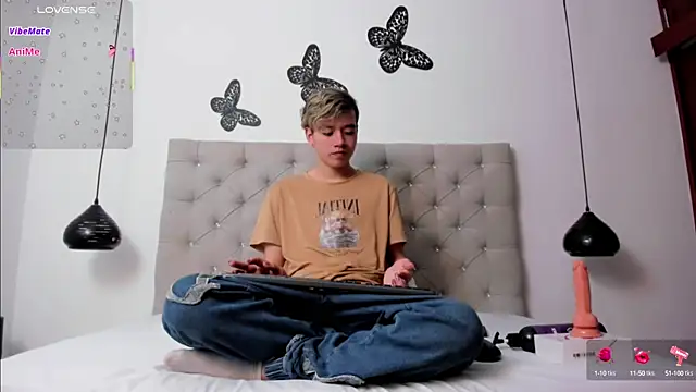 Snapshot of bunny_maxi chatting on 01/20/25, 01:11 bunny maxi online show from 01/20/25, 01:11
