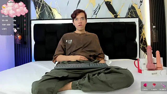 bunny maxi online show from 09/27/25, 12:43