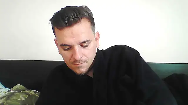 Snapshot of Huge_cock22cm chatting on 10/25/25, 06:54 Huge cock22cm online show from 10/25/25, 06:54