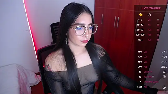 megan bluee23 online show from 03/18/25, 02:04