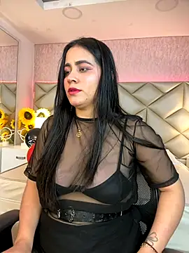 Snapshot of Brenda_Garcia chatting on 10/03/25, 08:06 Brenda Garcia online show from 10/03/25, 08:06