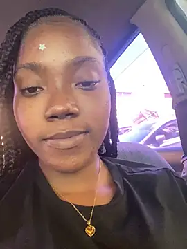 Snapshot of NillaMontana chatting on 01/29/25, 07:43 NillaMontana online show from 01/29/25, 07:43