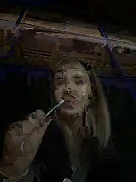 Snapshot of littlebitchess chatting on 11/28/25, 07:16 littlebitchess online show from 11/28/25, 07:16