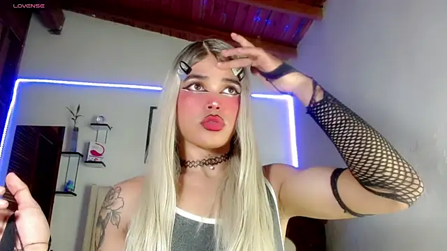 Snapshot of ladytslatina chatting on 01/19/25, 08:39 ladytslatina online show from 01/19/25, 08:39