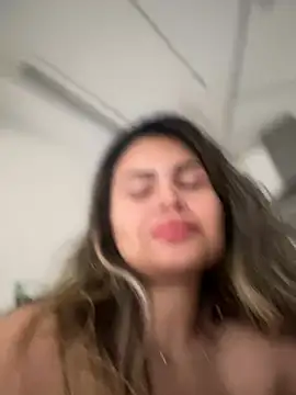 Snapshot of melanny10 chatting on 12/08/24, 11:46 melanny10 online show from 12/08/24, 11:46