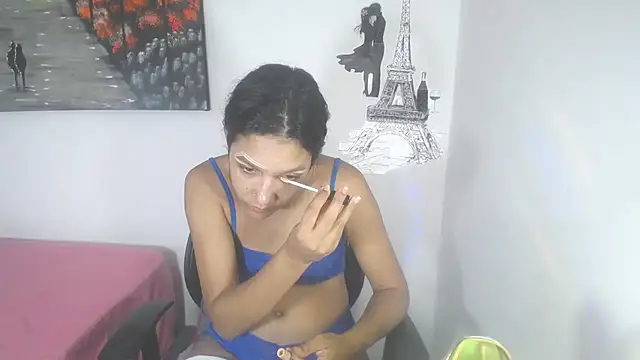 Snapshot of KamileLatinasexy chatting on 05/20/26, 05:46 KamileLatinasexy online show from 05/20/26, 05:46