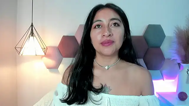 LisaHadwin online show from 12/22/24, 02:16