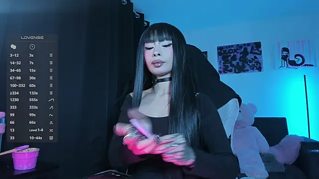 Snapshot of satanbabee chatting on 04/17/26, 11:19 satanbabee online show from 04/17/26, 11:19