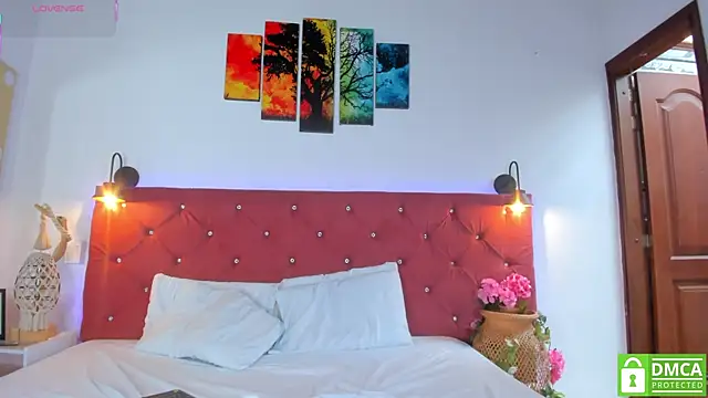 Ruth harvey  online show from 09/28/25, 04:56