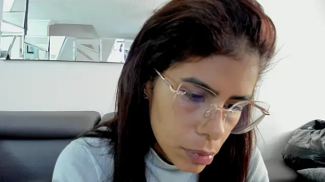 karlina charlotte1 online show from 02/18/25, 02:06