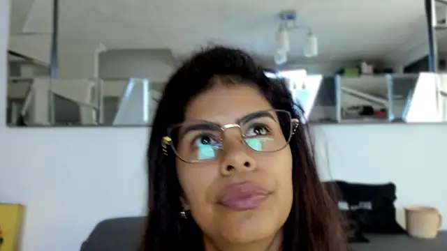 karlina charlotte1 online show from 03/17/25, 12:25