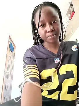 Snapshot of carenic chatting on 10/14/25, 02:51 carenic online show from 10/14/25, 02:51