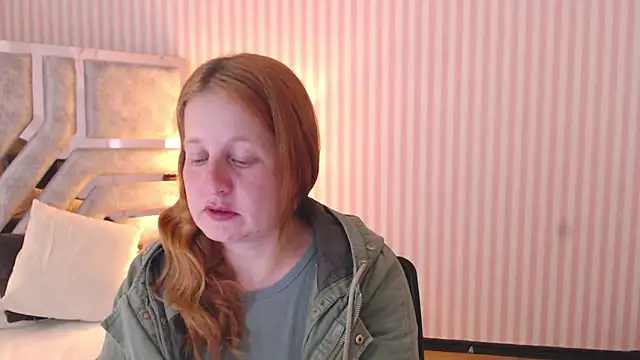 ViioletaMora online show from 02/06/25, 02:00