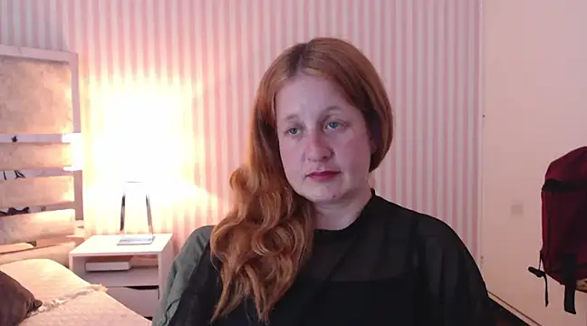 ViioletaMora online show from 02/09/25, 11:15