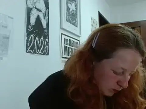Snapshot of ViioletaMora chatting on 03/24/26, 02:16 ViioletaMora online show from 03/24/26, 02:16