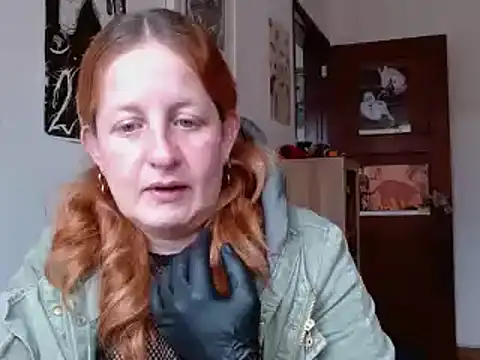 Snapshot of ViioletaMora chatting on 04/08/26, 07:03 ViioletaMora online show from 04/08/26, 07:03