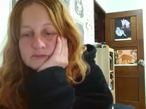 Snapshot of ViioletaMora chatting on 06/13/26, 04:54 ViioletaMora online show from 06/13/26, 04:54
