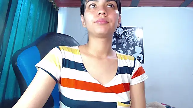Snapshot of Ariel_Zeo1 chatting on 01/14/25, 07:11 Ariel Zeo1 online show from 01/14/25, 07:11