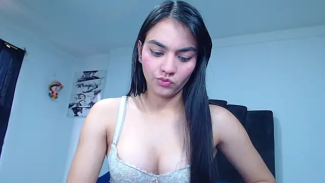 Snapshot of Ariel_Zeo1 chatting on 11/05/25, 07:25 Ariel Zeo1 online show from 11/05/25, 07:25