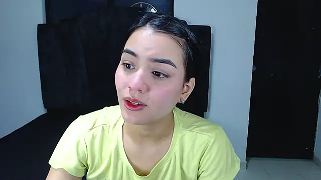 Snapshot of Ariel_Zeo1 chatting on 03/21/26, 07:50 Ariel Zeo1 online show from 03/21/26, 07:50