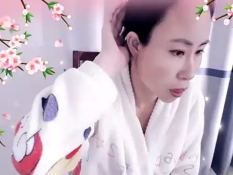 xiaoxuer online show from 12/03/24, 03:52