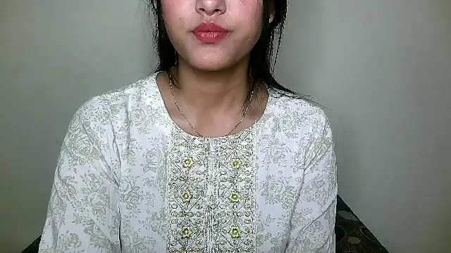 Snapshot of Princess_noorjahan chatting on 12/23/24, 11:49 Princess noorjahan online show from 12/23/24, 11:49