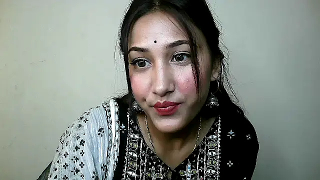 Snapshot of Princess_noorjahan chatting on 01/12/25, 10:54 Princess noorjahan online show from 01/12/25, 10:54