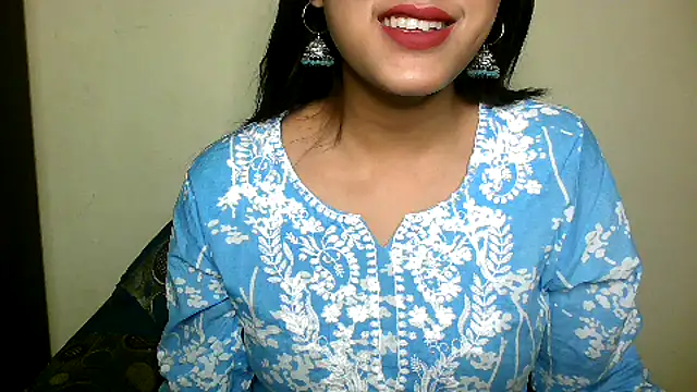 Snapshot of Princess_noorjahan chatting on 01/21/25, 05:41 Princess noorjahan online show from 01/21/25, 05:41