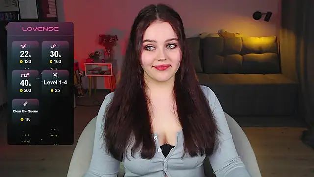 Snapshot of sensual_me chatting on 03/13/25, 05:28 sensual me online show from 03/13/25, 05:28