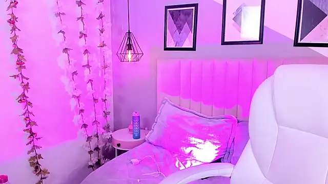 anny paris online show from 12/31/24, 12:57