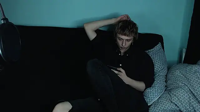 axxxturel online show from 01/25/25, 09:04