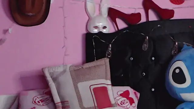 NikkiRous  online show from 01/07/25, 01:14