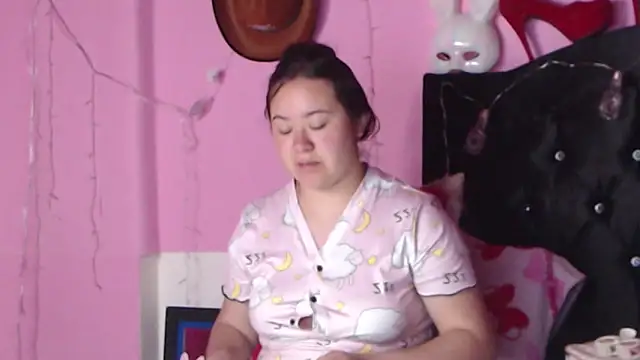 NikkiRous  online show from 01/25/25, 02:36