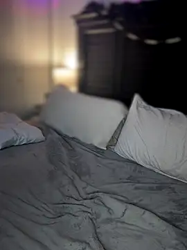 Snapshot of BrattyBae_xo chatting on 11/03/25, 06:42 BrattyBae xo online show from 11/03/25, 06:42