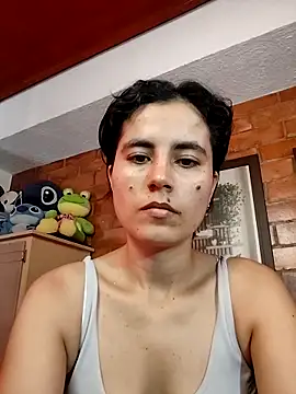 Snapshot of kanela3434 chatting on 10/25/25, 06:35 kanela3434 online show from 10/25/25, 06:35