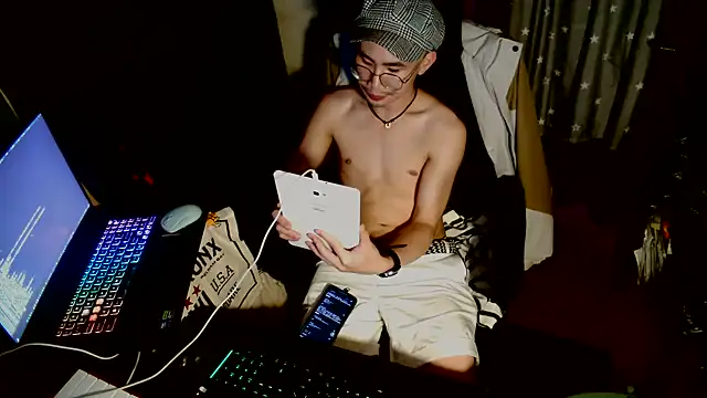 Moby Yik online show from 05/12/26, 05:54