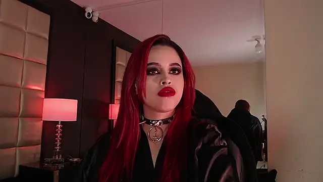 EvaaFoxxy1 online show from 02/17/25, 06:04