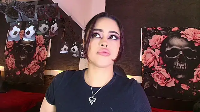 EvaaFoxxy1 online show from 07/01/26, 11:56